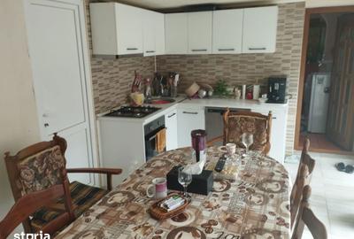 Casă cu 4 camere cu Teren 260 Mp în Malu Mare - 4