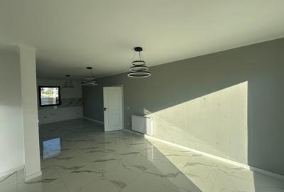 Casa 3 camere de vanzare Casa 3 camere de vanzare - 11