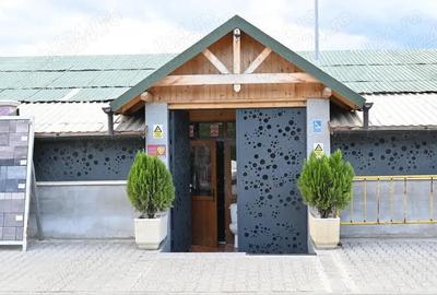 Spatiu comercial si teren - 2