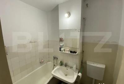 Apartament cu 2 camere semidecomandat în Decebal