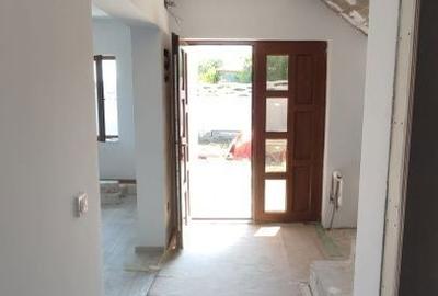 Casă cu 4 camere cu Teren 1280 Mp în Ghercești - 9