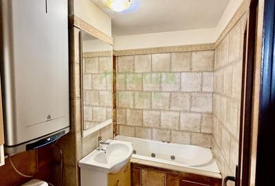 Apartament cu 3 camere decomandat în P-ța Unirii - 3