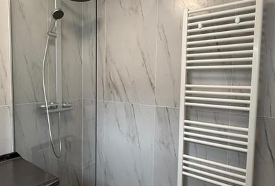 Apartament cu 3 camere decomandat în Cornișa - 6