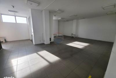 Spațiu comercial, de 828 mp, în 1 Mai - 11