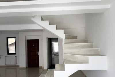 Triplex bine compartimentat, 5 camere si loc de parcare - 25