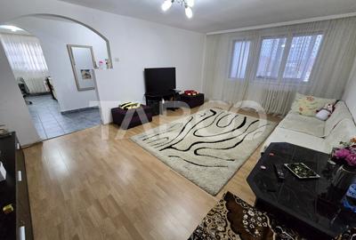 Apartament decomandat de vanzare 59 utili balcon pod zona Dioda Sibiu - 11