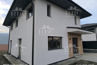 Casă cu 5 camere cu Teren 583 Mp în Popești