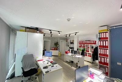 Spațiu comercial, de 78 mp, în Central - 9