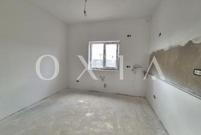 AX1046 Giroc, Zona Esso, 1/2 Duplex Cu 5 Camere - 4