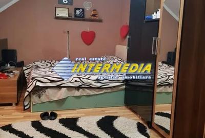 Casă individuală cu 8 camere cu Teren 250 Mp în Central - 7