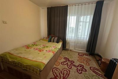 Inchiriere  Apartament cu 3 camere Podu Ros - 10