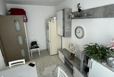 Apartament 3 camere semidecomandat City Mall - 9