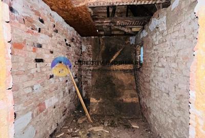 Casă individuală cu 4 camere cu Canalizare în Săvinești - 4