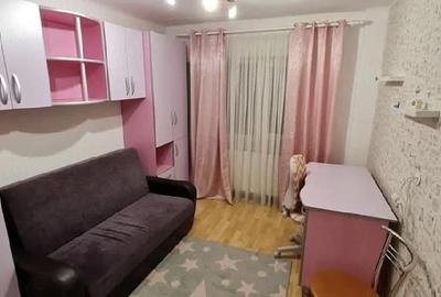 Apartament cu 3 camere decomandat în Luncă - 1
