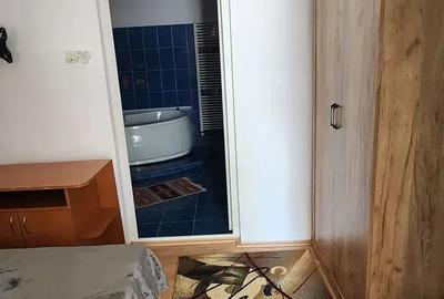 Casa de inchiriat - 6