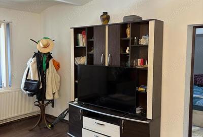 Casă cu 4 camere cu Teren 421 Mp în Central