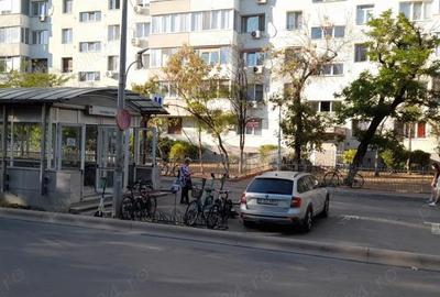 Metrou 1decembrie Metrou 1decembrie - 1