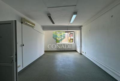 Casă individuală cu 15 camere cu Canalizare în Cotroceni - 4