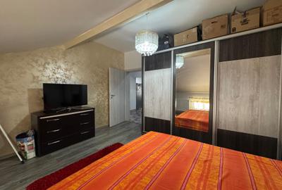 Apartament cu 3 camere semidecomandat, mobilat în Vișani - 5