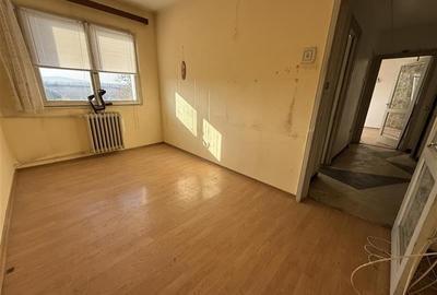 Aleea Parcului, 3 camere, etaj 3- de renovat! - 10