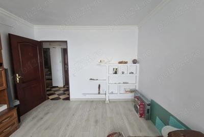 Apartament cu 3 camere decomandat în Central - 9
