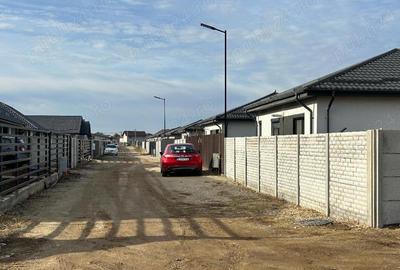 Teren de 5840 mp, în Clinceni - 3