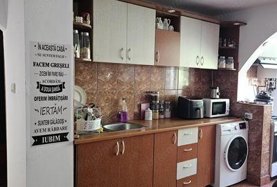 Inchiriez apartament cu doua camere - 1