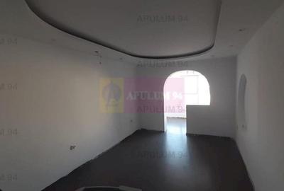 Casă individuală cu 6 camere decomandat cu Canalizare în Drumul Găzarului - 9