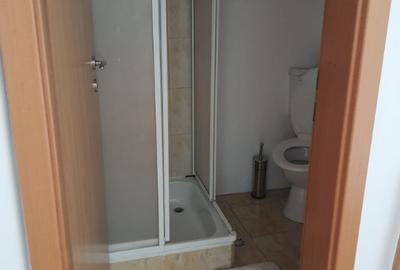 Apartament cu 4 camere decomandat în Central - 2