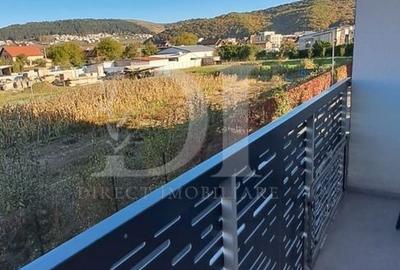 Apartament cu 3 camere semidecomandat, mobilat în Florești - 16