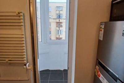 Garsonieră decomandată în Central - 7