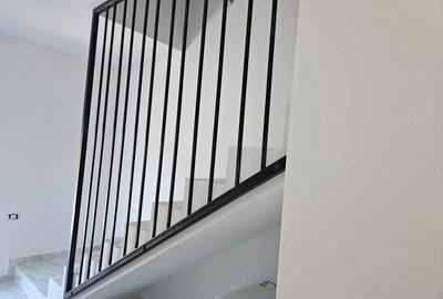Casă cu 2 camere cu Teren 250 Mp în Giarmata - 1