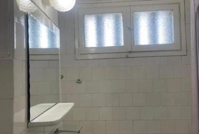 Apartament cu 3 camere semidecomandat în Central - 11
