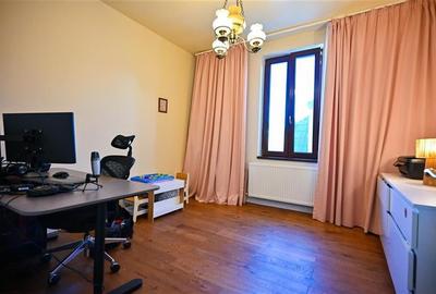 FILM! Eleganta si confort, in cetatea istorica a Brasovului, vedere spre Tampa - 5