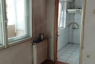 Garsoniera de vanzare - ideala pentru locuit - 1