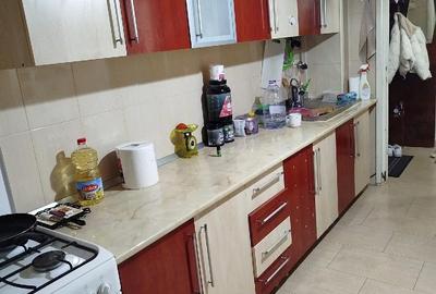 Apartament cu 3 camere decomandat în Țiglina 2