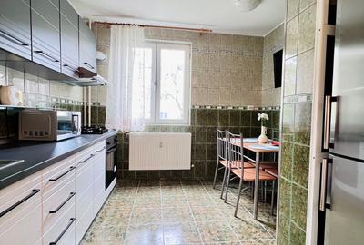 Apartament cu 3 camere semidecomandat în Giurgiului - 1