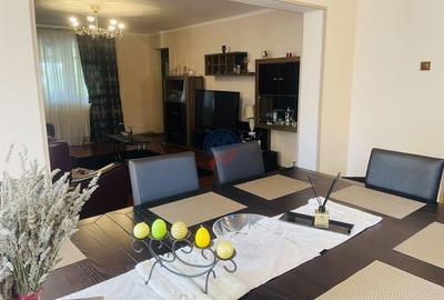 Casă cu 5 camere cu Teren 500 Mp în Șimnicu de Sus - 2