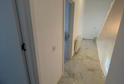 Casă cu 5 camere cu Teren 175 Mp în Central