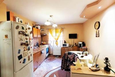 Apartament cu 3 camere decomandat, mobilat în Bucovina - 2