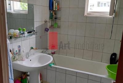 Tei, apartament de 3 camere - 9