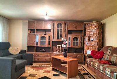 Casă individuală cu 5 camere cu Canalizare în Vulturești - 2