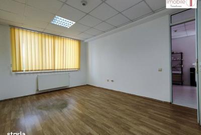 Spațiu comercial, de 40 mp, în Plopilor - 5