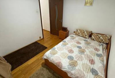 Apartament cu 3 camere semidecomandat în Craiovița Nouă - 10