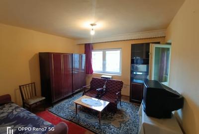 Garsoniera de vanzare sau schimb in Reghin str. Salcamilor - 1