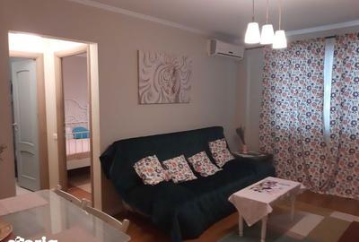 Apartament cu 2 camere, mobilat în Victoriei