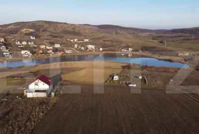 De vanzare teren Chinteni cu panorama spre lac - 1