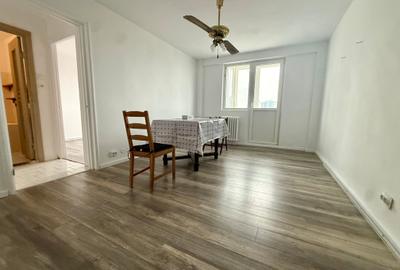 Apartament cu 3 camere semidecomandat în P-ța Victoriei - 2