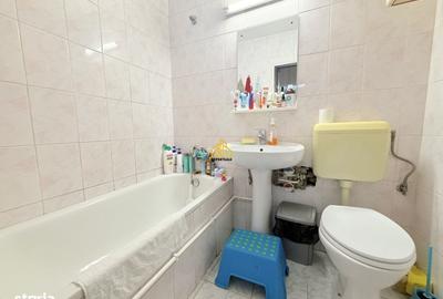 Apartament cu 4 camere decomandat în Central - 10