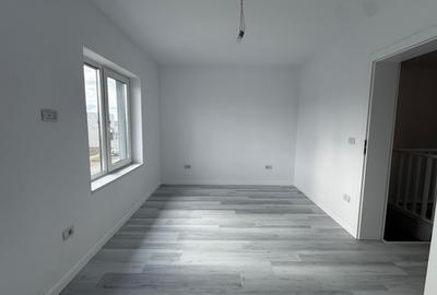 Duplex cu 4 camere cu Canalizare în Săcălaz - 7